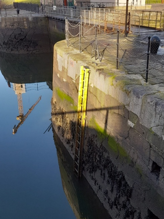 Port-Safety Life Ladder